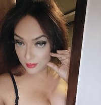 Tsnatashaa - Transsexual escort in Mumbai
