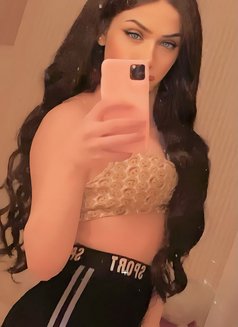 Tsnoor - Transsexual escort in Amman Photo 3 of 3