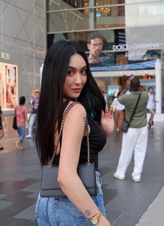 Tssarah69 - Transsexual escort in Singapore Photo 8 of 15