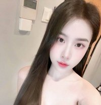 Tu Anh - puta in Singapore