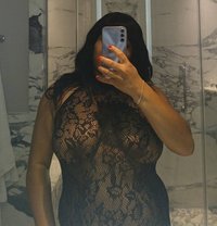 Tulsi Tamora - Acompañante in London