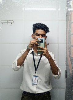 Turjo - Male escort in Dhaka Photo 9 of 12