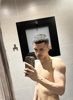 Turk Delight - Male escort in Hong Kong Photo 4 of 5