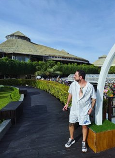 Türk - Male escort in Bali Photo 2 of 3