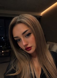 Turkish Beauty Buse - escort in İstanbul Photo 4 of 11