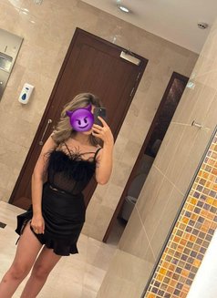 TURKİSH CUCKOLD - Acompañantes masculino in Riyadh Photo 1 of 5