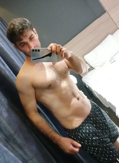 Turkish Hot Jason 8inch Active - Acompañantes masculino in Kuala Lumpur Photo 6 of 7