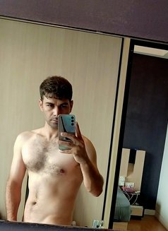 Turkish Hot Jason 8inch Active - Male escort in Kuala Lumpur Photo 2 of 2