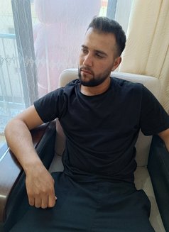 Turkish Huge Top - Acompañantes masculino in İstanbul Photo 2 of 3