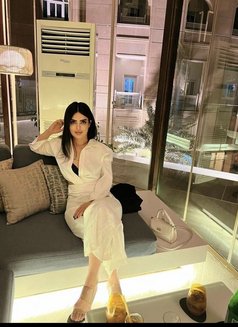 Turkish Lara - puta in Riyadh Photo 13 of 14