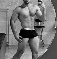Turkish. Man - Acompañantes masculino in Kuala Lumpur Photo 3 of 5