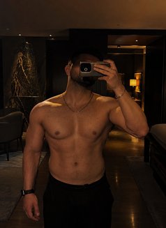Turkish Xxl - Acompañantes masculino in İstanbul Photo 1 of 1
