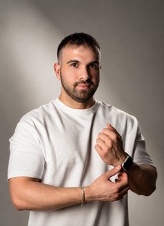 High class xxl boy - Male escort in İstanbul Photo 3 of 5