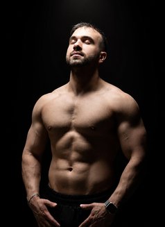 High class xxl boy - Male escort in İstanbul Photo 4 of 5