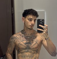 TURKISHCUTEBOY - Acompañantes masculino in Riyadh