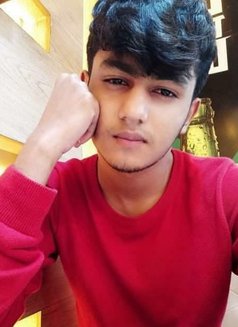 Tushal Age 25 - Acompañantes masculino in Mumbai Photo 2 of 2