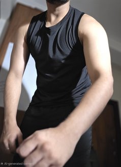 Tushar, Delhi Handsome Call Boy - Male escort in New Delhi Photo 2 of 5