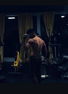 Tushar - escort in Noida Photo 2 of 2