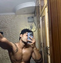 Tushar - Acompañantes masculino in Pune