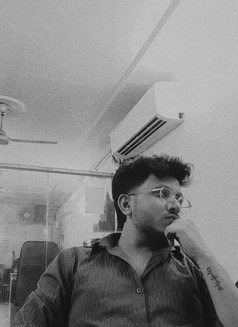 Tushar - Male escort in New Delhi Photo 3 of 3