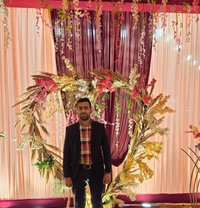 Tushar M - Acompañantes masculino in New Delhi