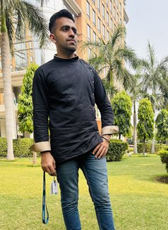 Tushar M - Male escort in New Delhi Photo 8 of 8