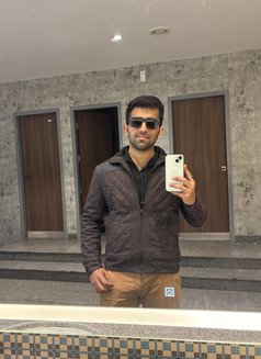 Tushar M - Male escort in New Delhi Photo 10 of 12