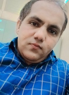 Tushhhar - Male escort in Mumbai Photo 2 of 9