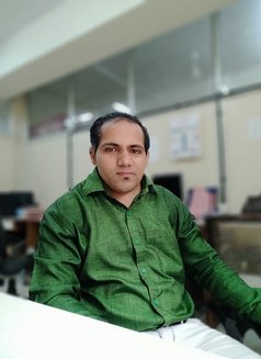 Tushhhar - Male escort in Mumbai Photo 4 of 9