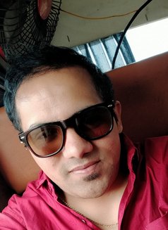 Tushhhar - Male escort in Mumbai Photo 8 of 9