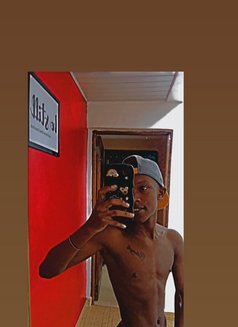 Tushy - Male escort in Nairobi Photo 2 of 6