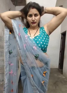 Tvm Best Mallu College Girls Housewife - puta in Thiruvananthapuram Photo 5 of 6