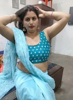 Tvm Best Mallu College Girls Housewife - puta in Thiruvananthapuram Photo 6 of 6
