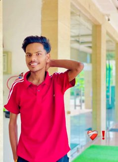 Twelve Pass Ashu - Male escort in New Delhi Photo 1 of 2