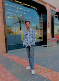 Twelve Pass Ashu - Male escort in New Delhi Photo 2 of 2