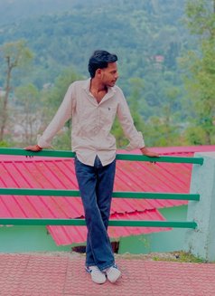 Twelve Pass Ashu - Male escort in New Delhi Photo 1 of 1