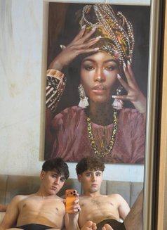 Twin 🇷🇺Brothers🇷🇺 - Male escort in Riyadh Photo 2 of 5