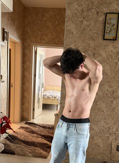 Twin 🇷🇺Brothers🇷🇺 - Acompañantes masculino in Riyadh Photo 4 of 5