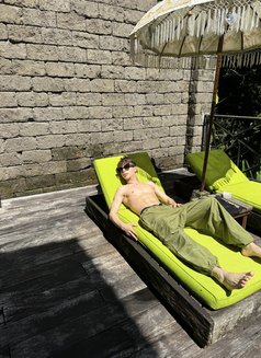 Twink - Male escort in Athens Photo 4 of 6