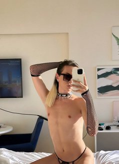 Twink - Male escort in Batumi Photo 2 of 5