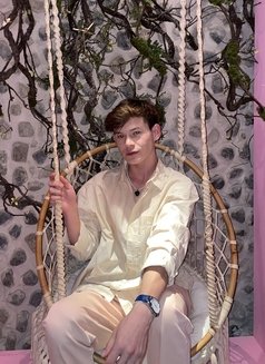 Twink Both - Male escort in Tabuk Photo 1 of 9