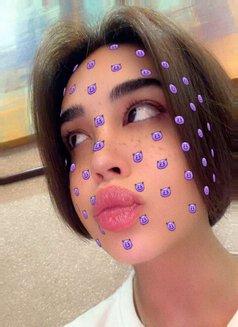 Twink Boy - Male escort in Al Manama Photo 5 of 6