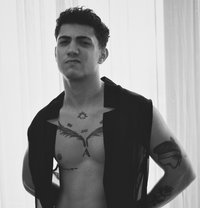 Twınk Boy - Male escort in İstanbul