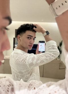 Twink Daniel - Male escort in İstanbul Photo 6 of 8