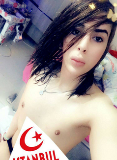 Twink in UK سيمو عربي - Acompañantes transexual in London Photo 17 of 26
