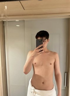 Twink_romeo - Male escort in İstanbul Photo 10 of 10