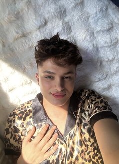 Twink_romeo - Male escort in İstanbul Photo 6 of 10