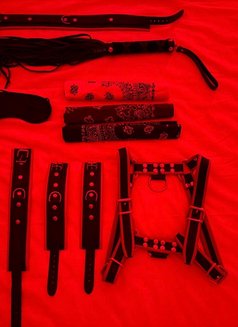 Twink Spicy - Male escort in Dubai Photo 6 of 8