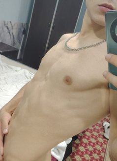 Twink Top - Male escort in Baku Photo 3 of 3