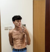Twink - Male escort in İstanbul